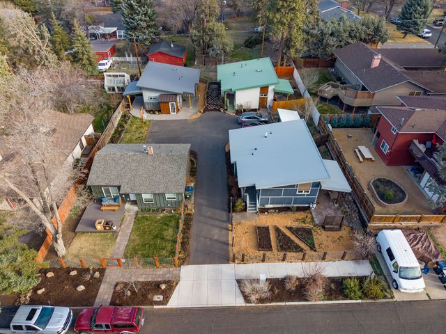 558 NE Lafayette Avenue, Bend, OR 97701