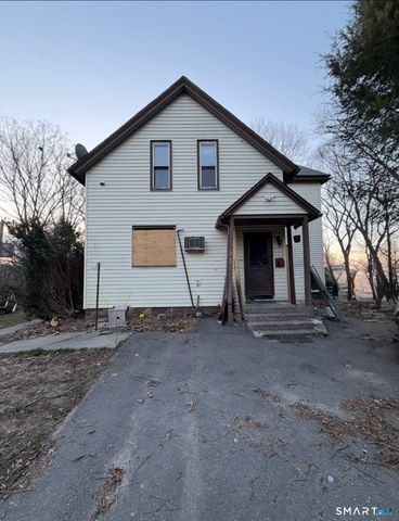 76 Chapman Avenue, Waterbury, CT 06710