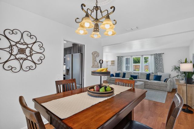 8697 Quail Oak Way, Orangevale, CA 95662