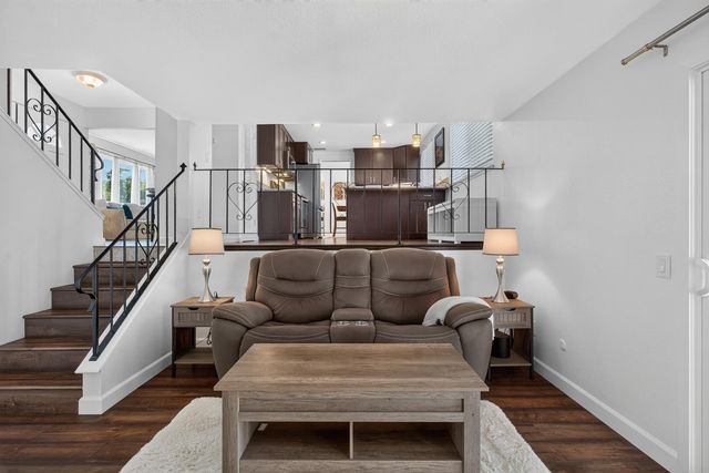 8697 Quail Oak Way, Orangevale, CA 95662
