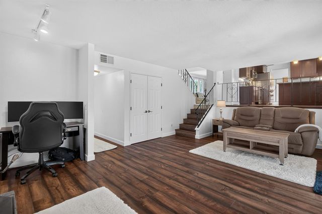 8697 Quail Oak Way, Orangevale, CA 95662