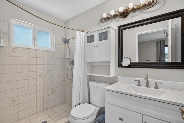 8697 Quail Oak Way, Orangevale, CA 95662