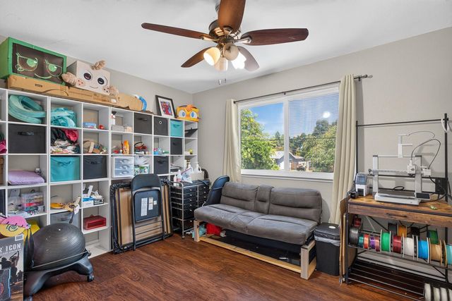 8697 Quail Oak Way, Orangevale, CA 95662