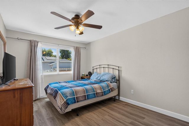 8697 Quail Oak Way, Orangevale, CA 95662