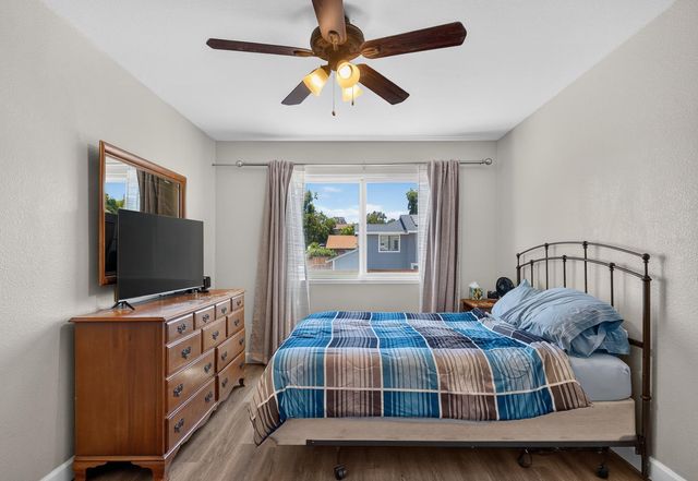 8697 Quail Oak Way, Orangevale, CA 95662