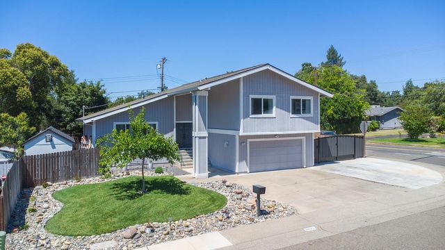 8697 Quail Oak Way, Orangevale, CA 95662