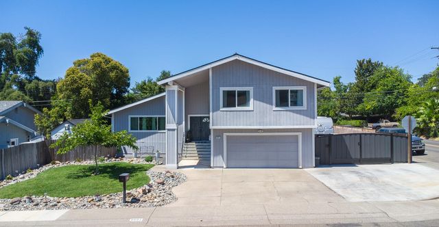 8697 Quail Oak Way, Orangevale, CA 95662