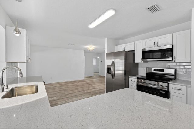 8776 SE Bahama Circle, Hobe Sound, FL 33455