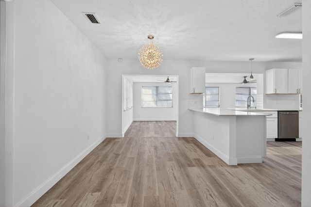 8776 SE Bahama Circle, Hobe Sound, FL 33455