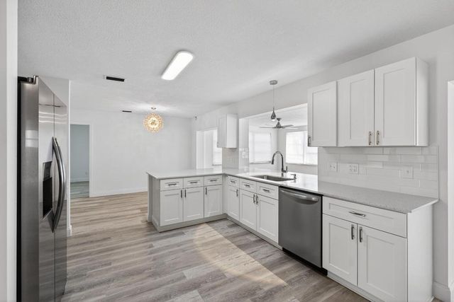 8776 SE Bahama Circle, Hobe Sound, FL 33455