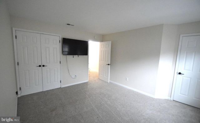 138 CREEKSIDE CT, Newark, DE 19702
