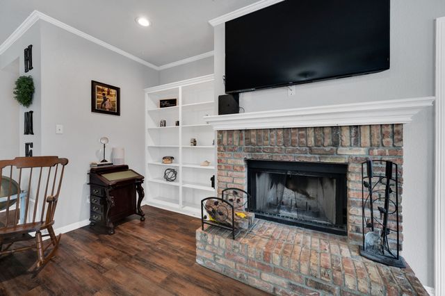 141 Country Drive, Waxahachie, TX 75165