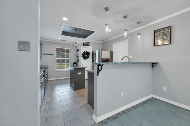 141 Country Drive, Waxahachie, TX 75165