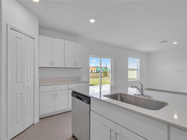 5757 RED KITE DRIVE, Wimauma, FL 33598