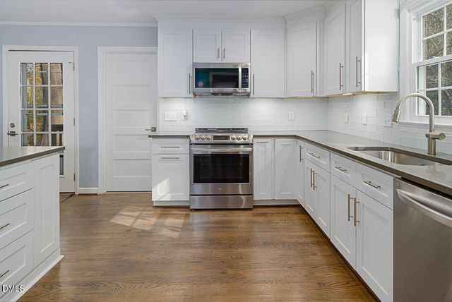 3240 Huntleigh Drive, Raleigh, NC 27604