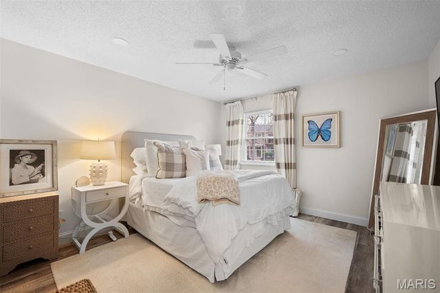 1541 E Swan Circle, Brentwood, MO 63144