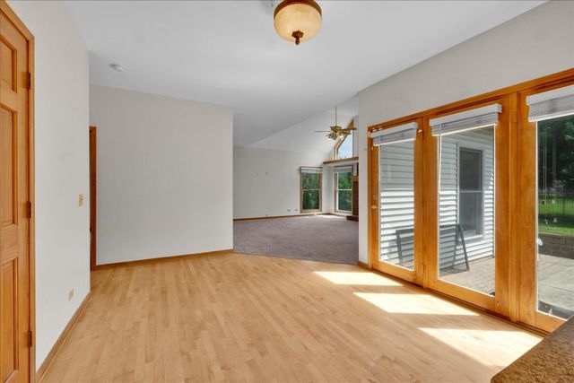 24963 Heritage Oaks Drive, Plainfield, IL 60585