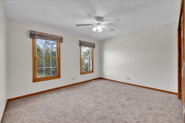 24963 Heritage Oaks Drive, Plainfield, IL 60585