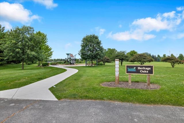 24963 Heritage Oaks Drive, Plainfield, IL 60585