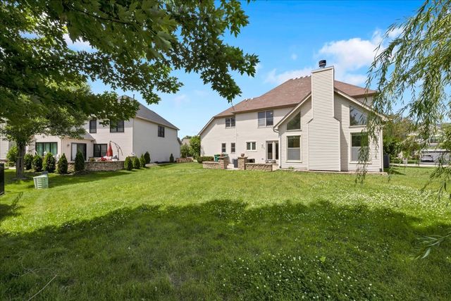 24963 Heritage Oaks Drive, Plainfield, IL 60585