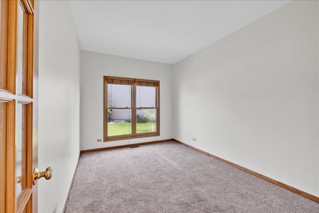 24963 Heritage Oaks Drive, Plainfield, IL 60585