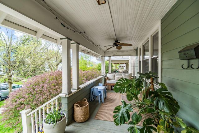 64 E Kelso Road, Columbus, OH 43202