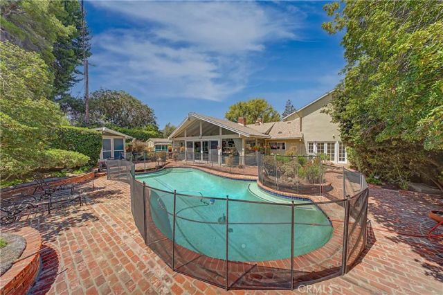 4054 Sapphire, Encino, CA 91436