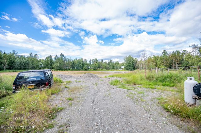 8185 W Mallard Lane, Wasilla, AK 99623