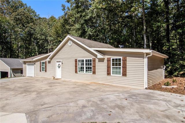 160 Old Field Road, Sharpsburg, GA 30277