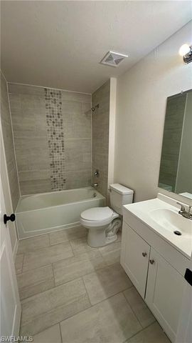 1105 NE 6th PL, Cape Coral, FL 33909