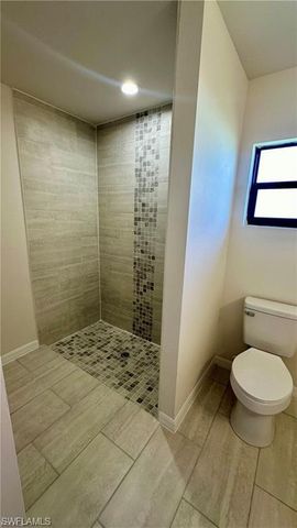 1105 NE 6th PL, Cape Coral, FL 33909