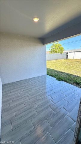 1105 NE 6th PL, Cape Coral, FL 33909