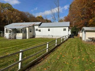 31 Crescent Drive, Brattleboro, VT 05301