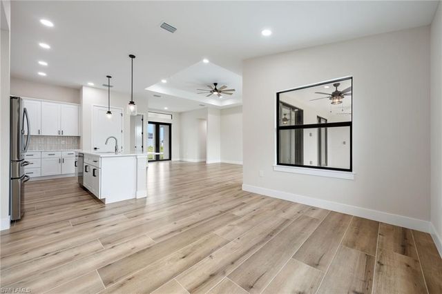 608 NW 3rd LN, Cape Coral, FL 33993