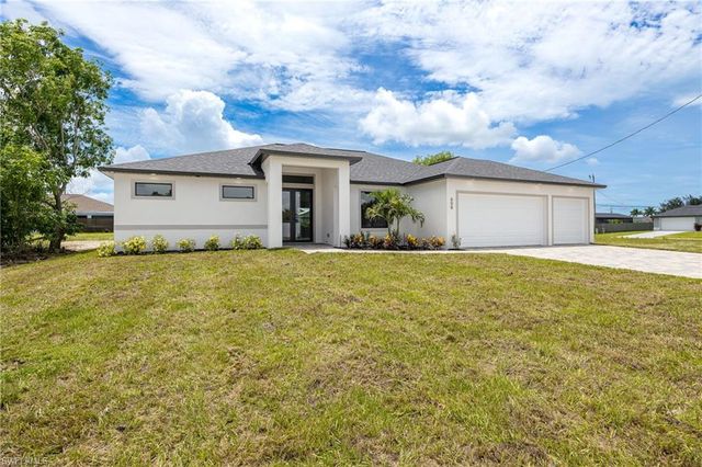 608 NW 3rd LN, Cape Coral, FL 33993