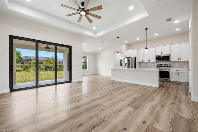 608 NW 3rd LN, Cape Coral, FL 33993
