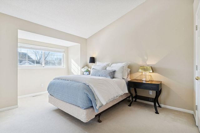 2425 Upland Lane N F, Plymouth, MN 55447