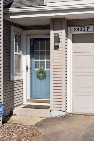 2425 Upland Lane N F, Plymouth, MN 55447