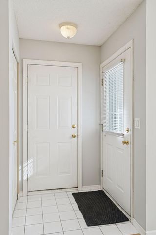 2425 Upland Lane N F, Plymouth, MN 55447