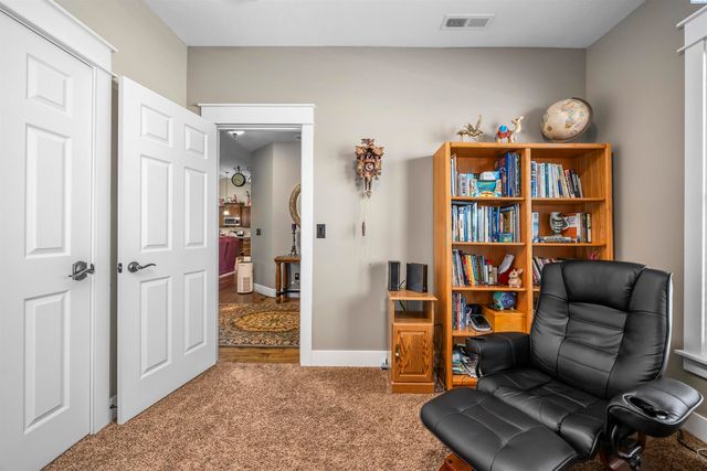 4802 Meadow View Drive, Pasco, WA 99301