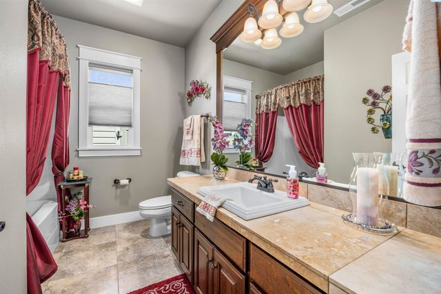 4802 Meadow View Drive, Pasco, WA 99301