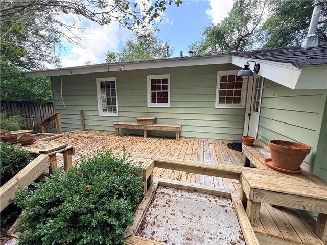 108 Hilltop Drive E, Mobile, AL 36608