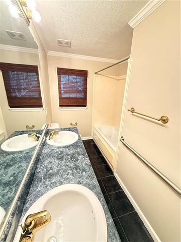 108 Hilltop Drive E, Mobile, AL 36608