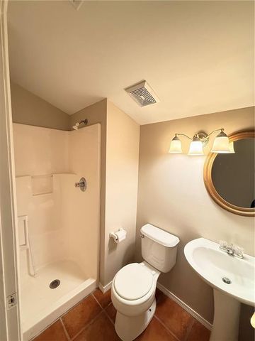 108 Hilltop Drive E, Mobile, AL 36608