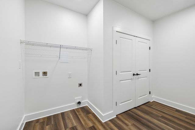 8465 Hartsville Pike, Lebanon, TN 37087