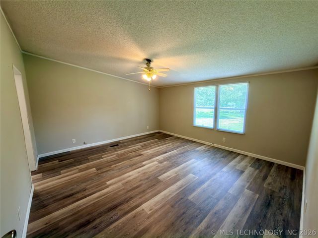 20800 S 200 Road, Okmulgee, OK 74447
