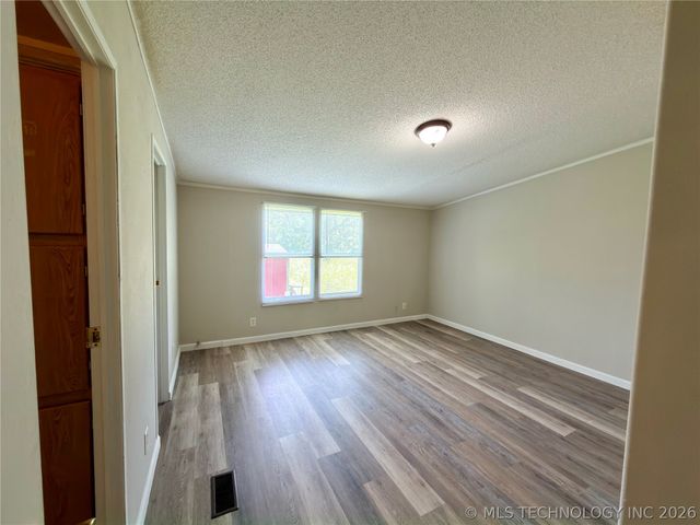 20800 S 200 Road, Okmulgee, OK 74447