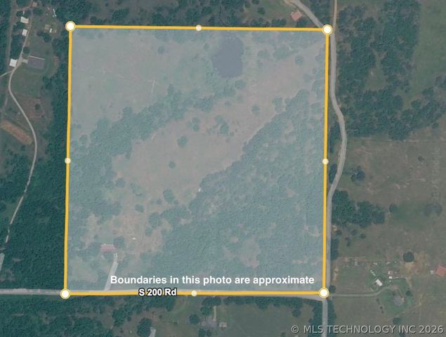 20800 S 200 Road, Okmulgee, OK 74447
