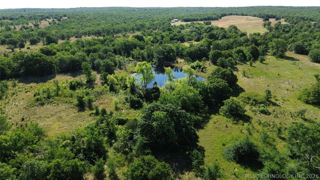 20800 S 200 Road, Okmulgee, OK 74447