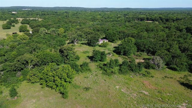 20800 S 200 Road, Okmulgee, OK 74447